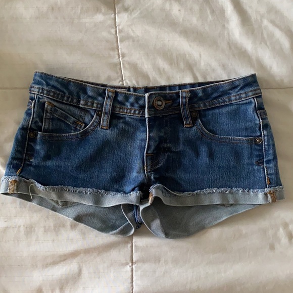 Volcom Jeans Shorts - Picture 2 of 4